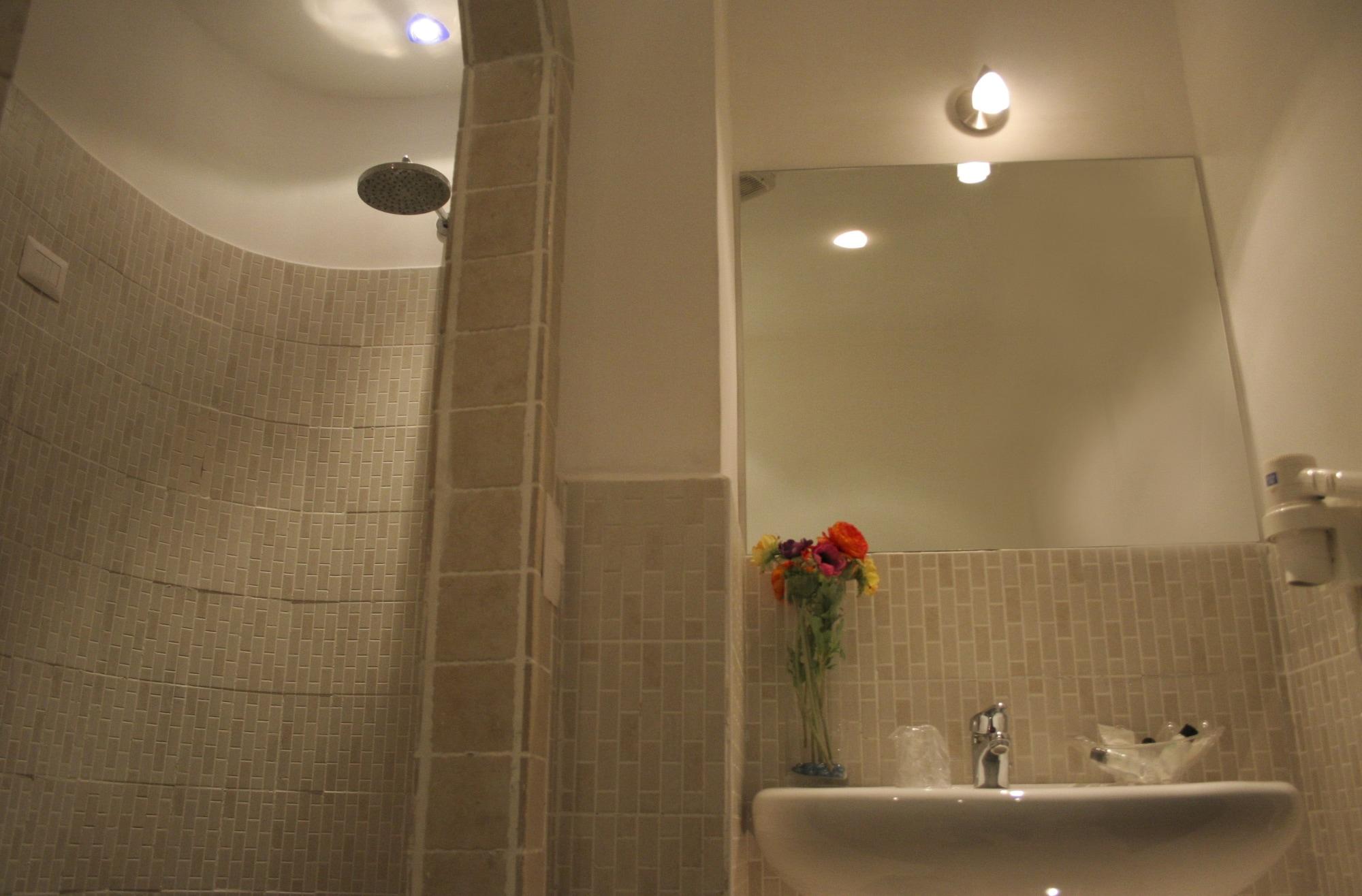Hotel Mediterraneo Civitavecchia Esterno foto