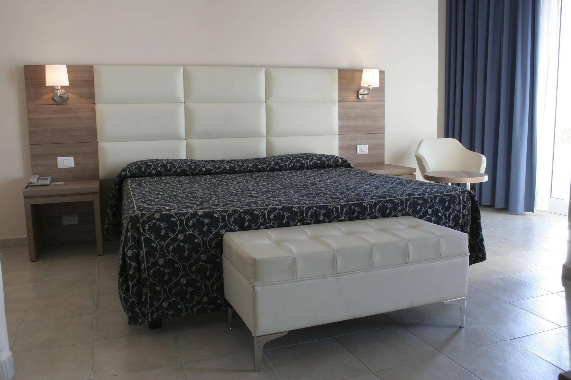 Hotel Mediterraneo Civitavecchia Esterno foto