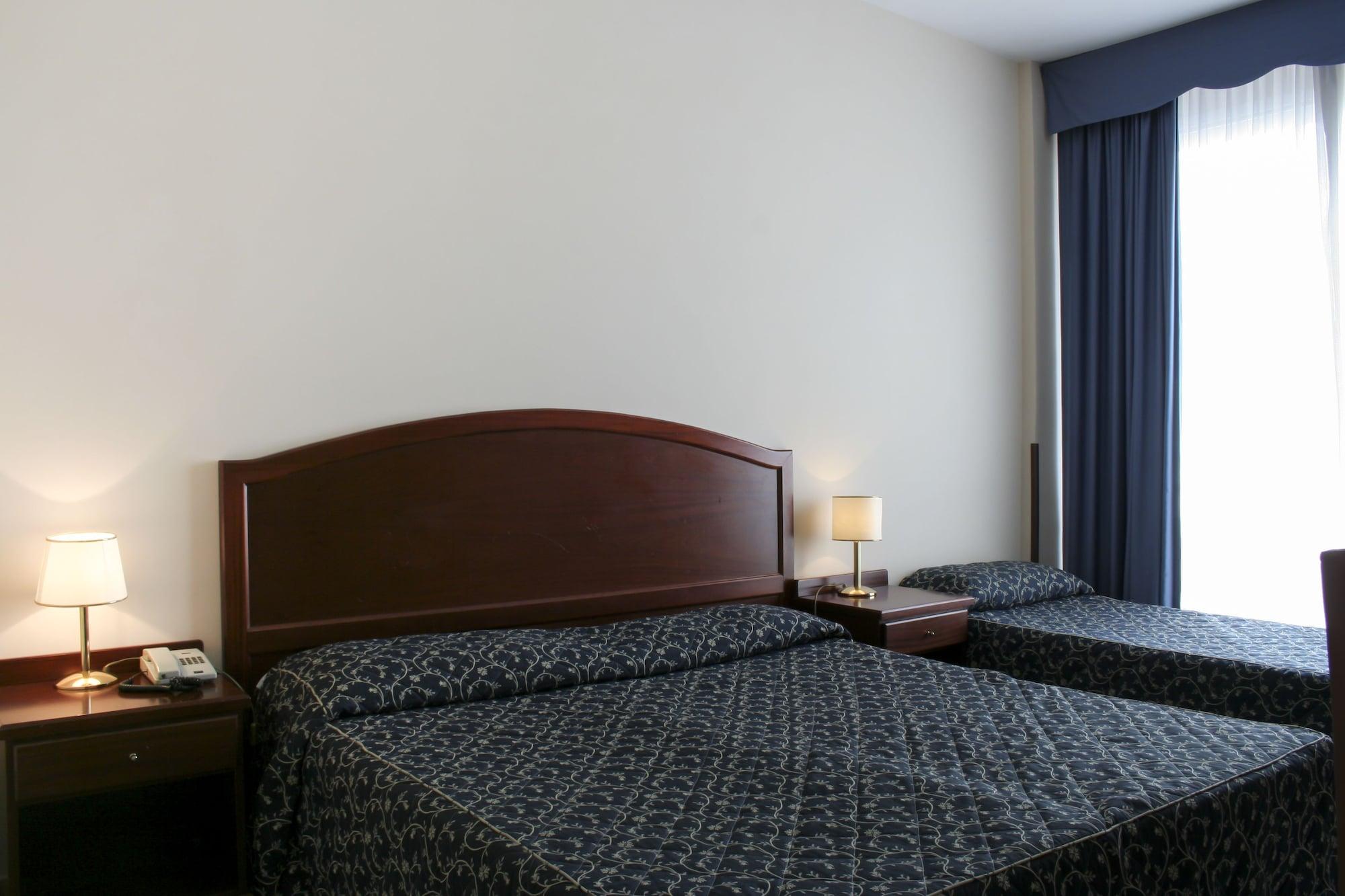 Hotel Mediterraneo Civitavecchia Esterno foto