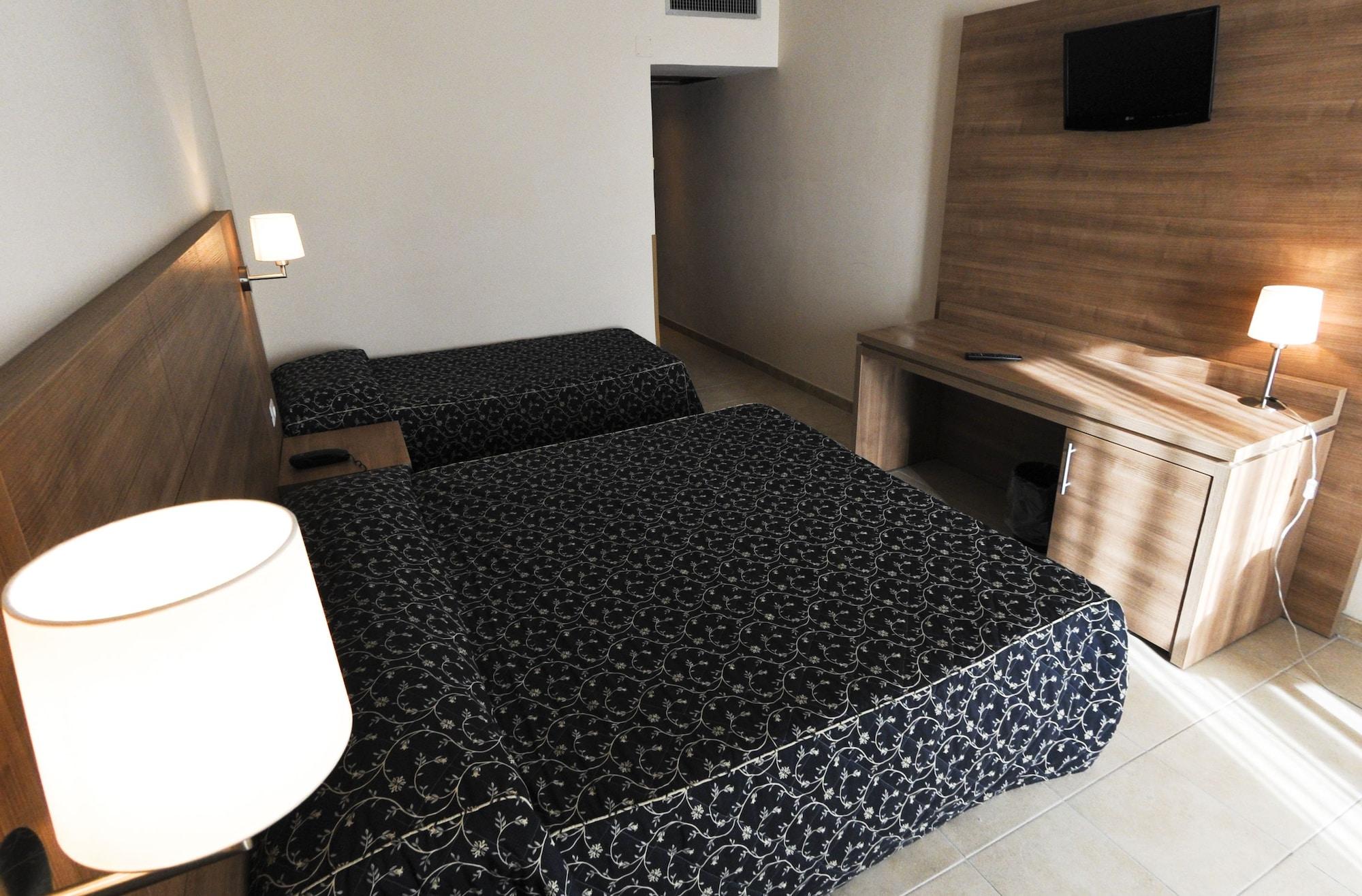 Hotel Mediterraneo Civitavecchia Esterno foto