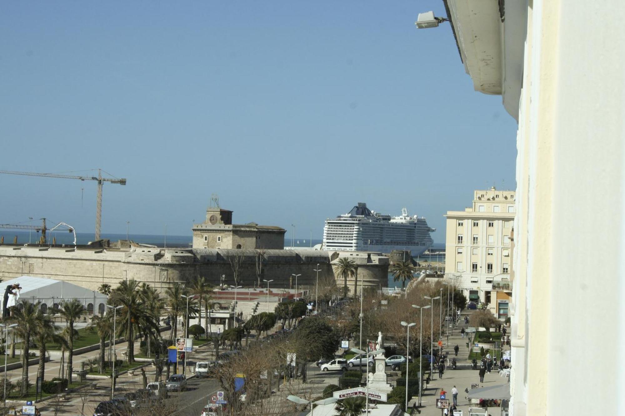 Hotel Mediterraneo Civitavecchia Esterno foto